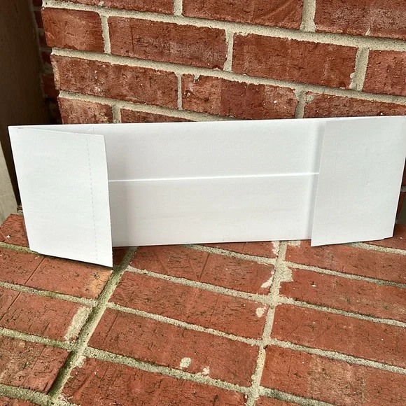 ULINE 5-Pack of Women’s White Shoe Boxes - Picture 9 of 11